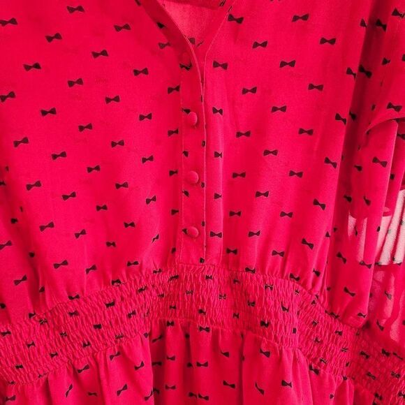 Torrid Sheer Red Top Black Bow Details Size 5 - Picture 3 of 6